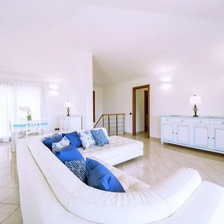 Villa Azzurra, Quartu Sant'elena