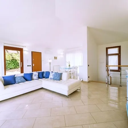 Azzurra, Quartu Sant'elena Cagliari