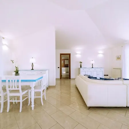 Azzurra, Quartu Sant'elena Villa