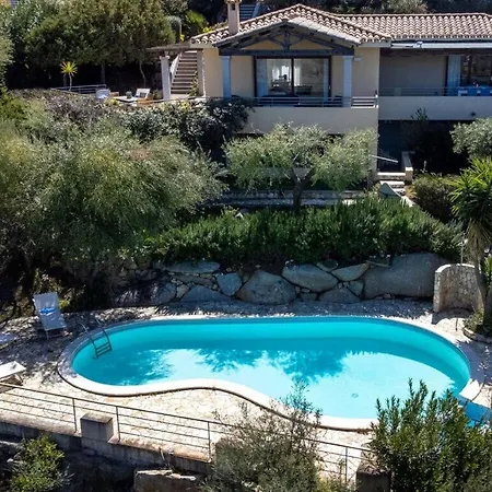 Azzurra, Quartu Sant'elena Villa *